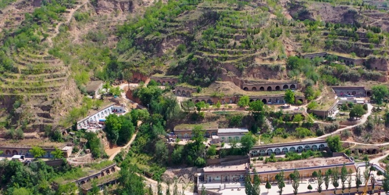 �±�Ҥ�����գ�ǧ�괫��