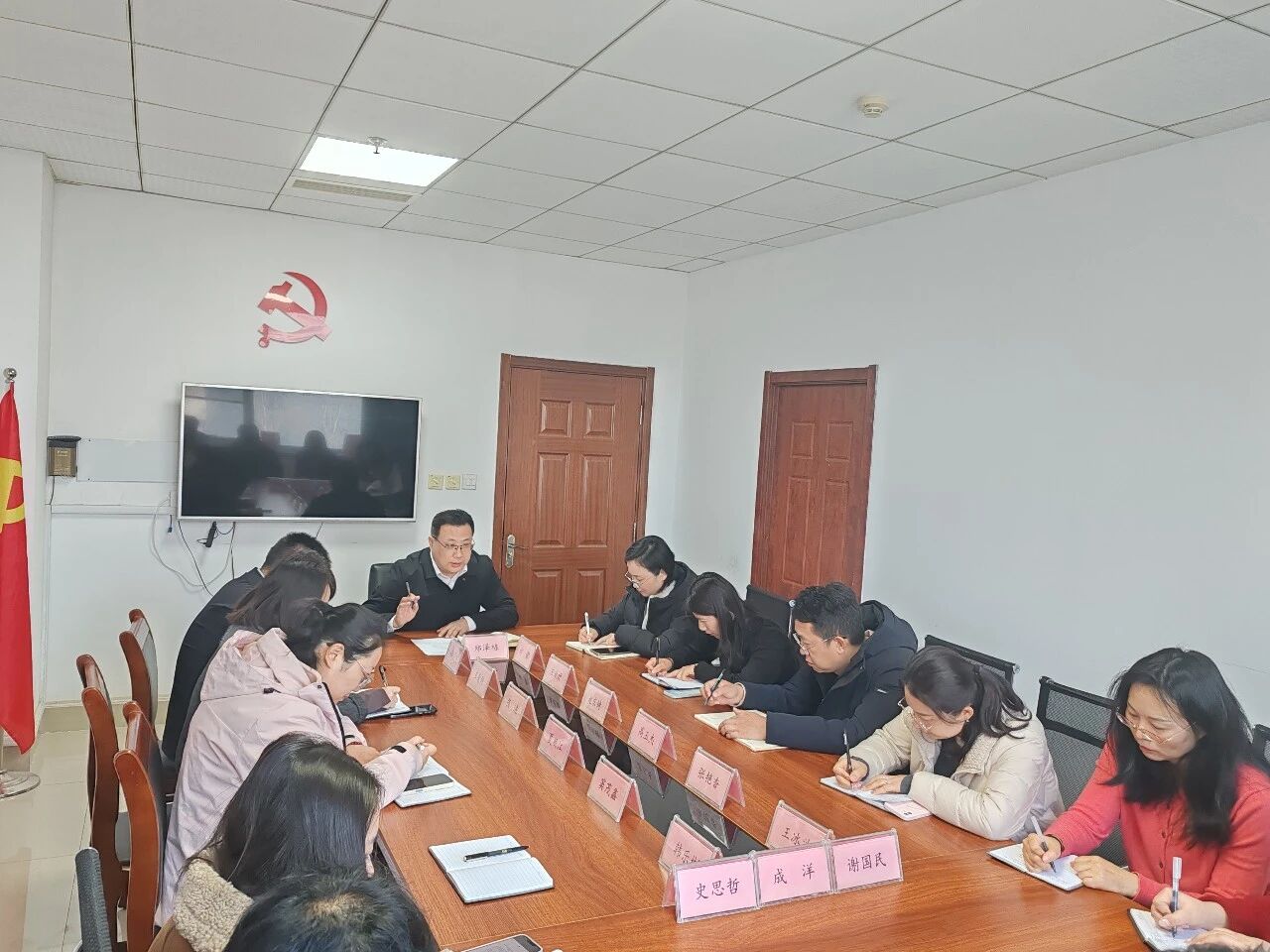 �����Ĺ�λ ʵ�ɷܽ�����Ͷ�ʺ����ٽ������ٿ��ں����Ļᡱ��..