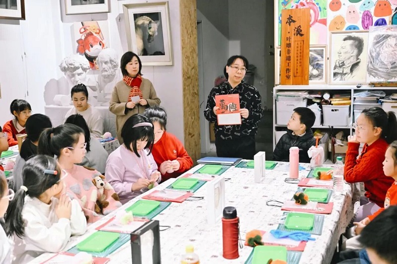 ���оٰ���Ҷ��̼�����ѧ����