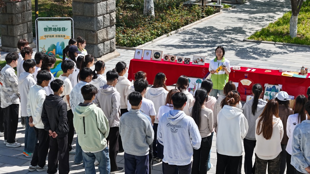 У��ͬ�Ļ���̬ ���Ÿ������ƺӡ������п�չ���������ϵ������..